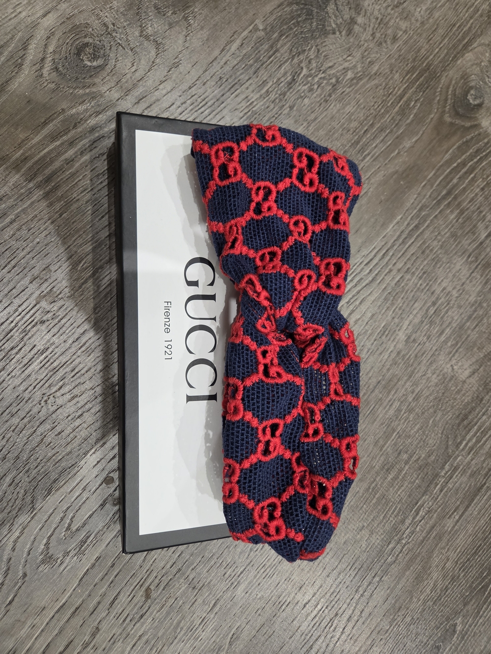 Gucci Navy and Red Macrame turban lace Headband - Picture 2 of 4
